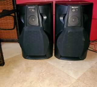 speakers