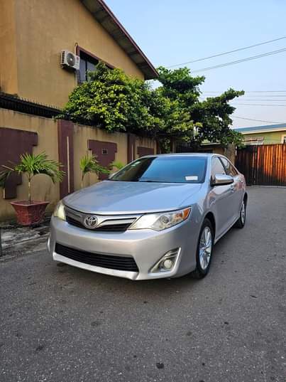 A picture of Camry LE 2013