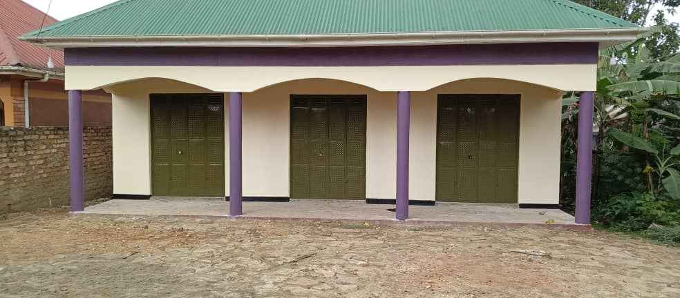 A picture of 6 beds 6 bath House