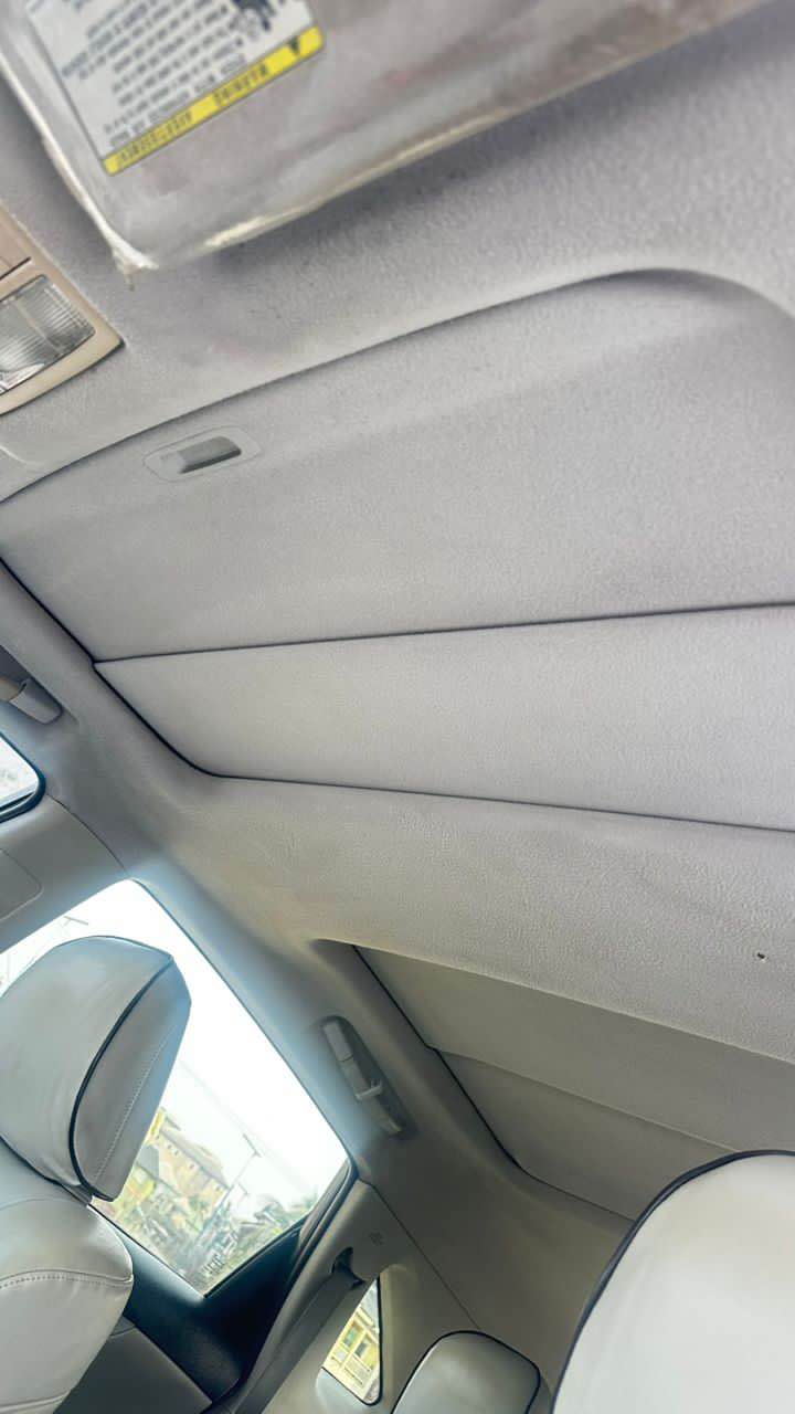 A picture of Toyota Venza pure first body fullest options with double panoramic