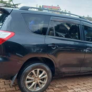 A picture of TOYOTA VANGUARD