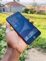 A picture of iPhone 8 plus 64gb at 360k has minor crack at