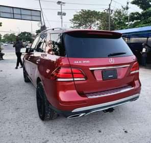 A picture of KinzzyAuto s LTD 08109018982 38 000 000 Refer and earn