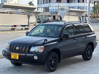 A picture of TOYOTA KLUGER