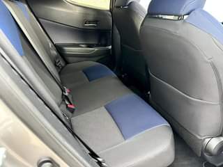 A picture of TOYOTA C HR HYBRID CHESSES NO GOOD NEW FOR SELL