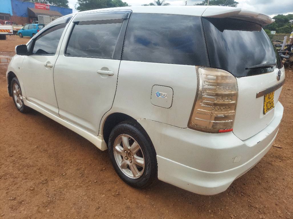 used toyota wish