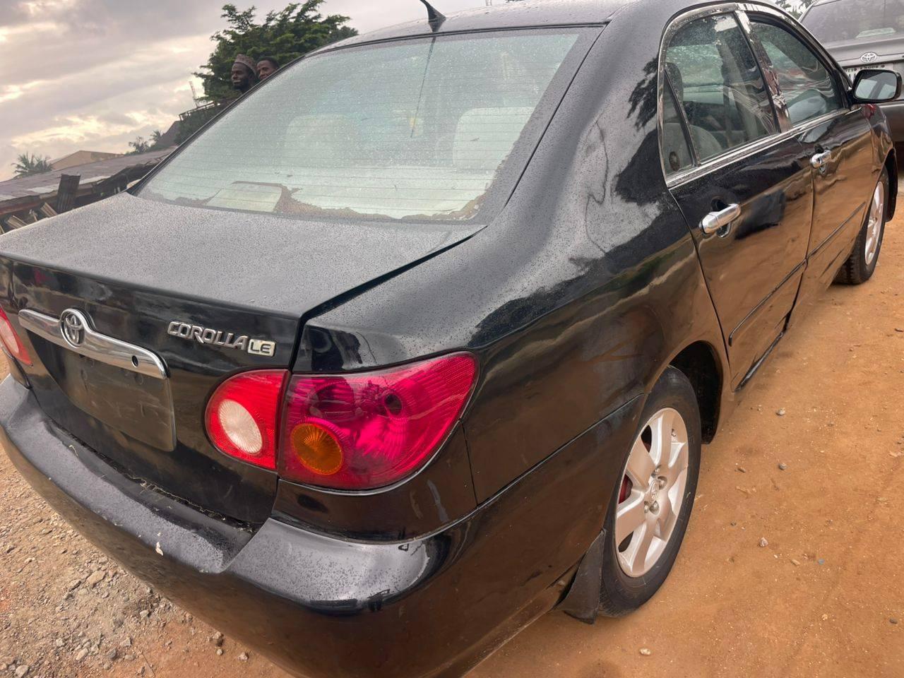 A picture of Toyota Corolla Le 04 Sharp and clean
