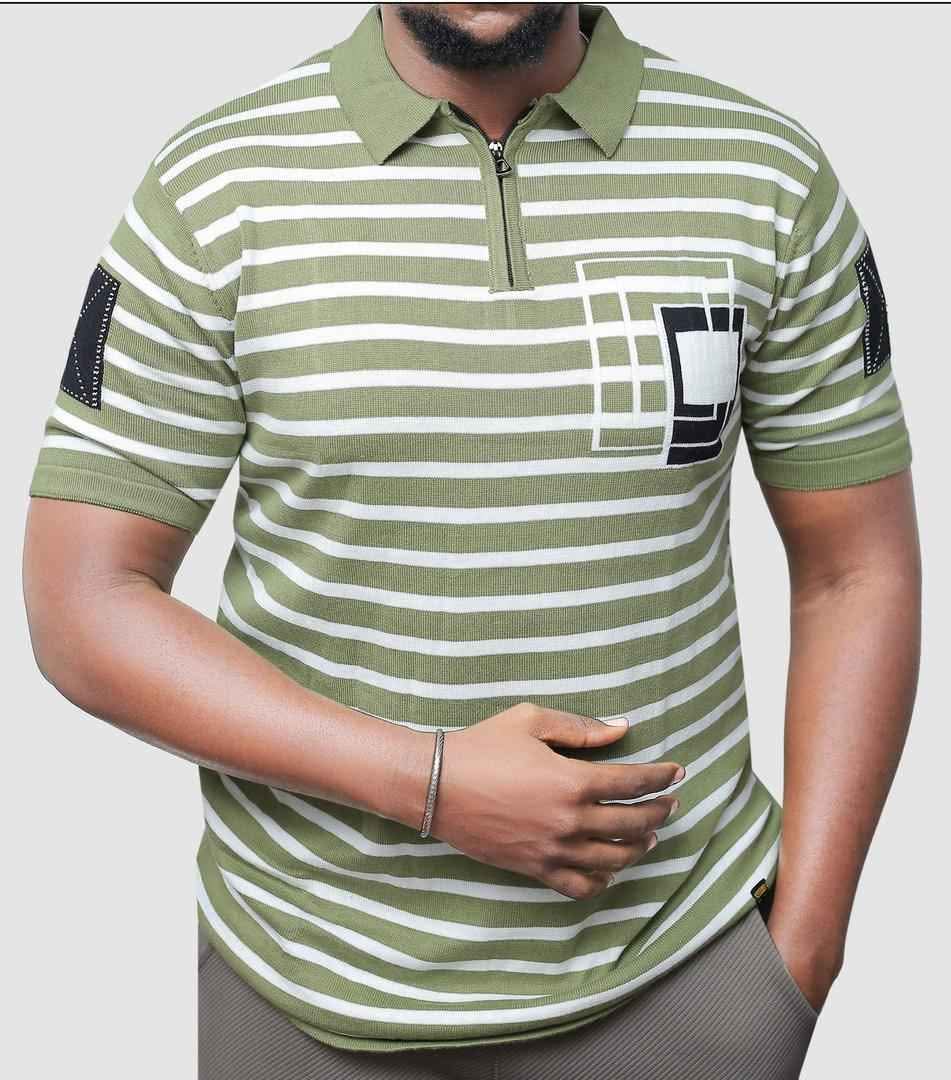 A picture of Elegants knitted tshirts