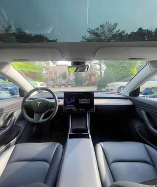 A picture of Tesla 3 dual Motor 2023 Model