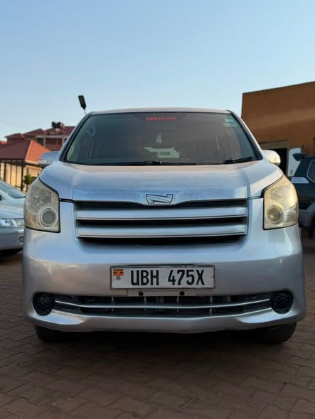used toyota noah