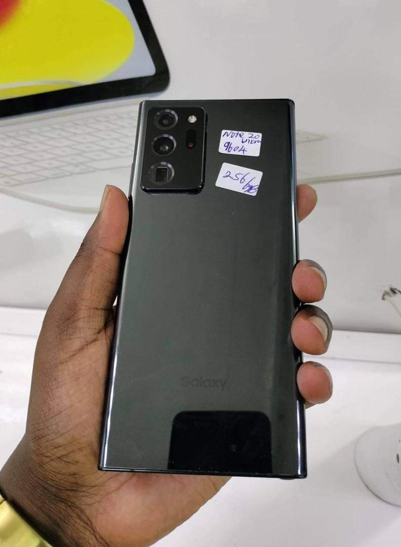 A picture of SAMSUNG GALAXY NOTE 20 ULTRA