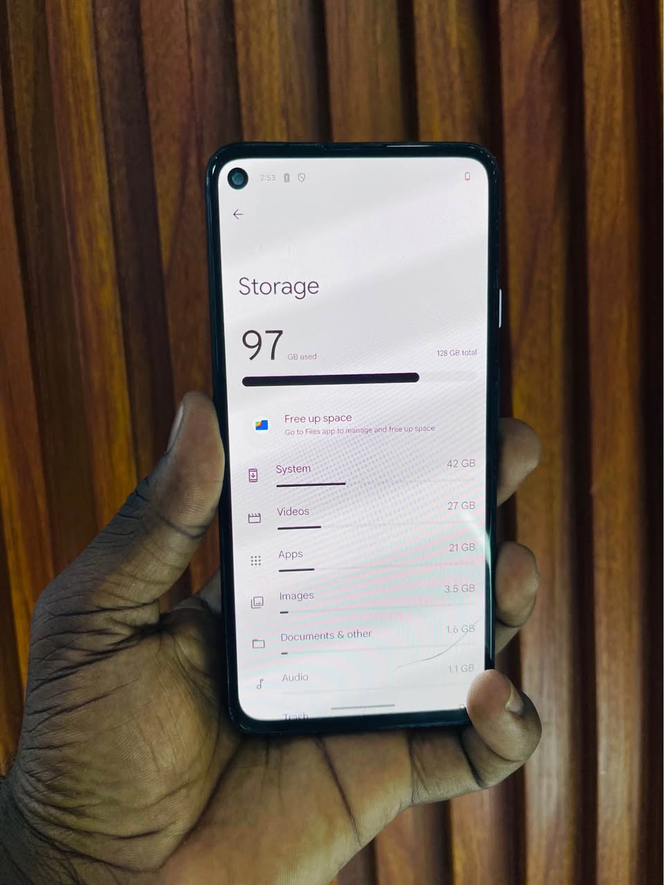A picture of Samsung S10 Storage 512GB Price 185 000 0747940033