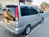 A picture of NOAH S40