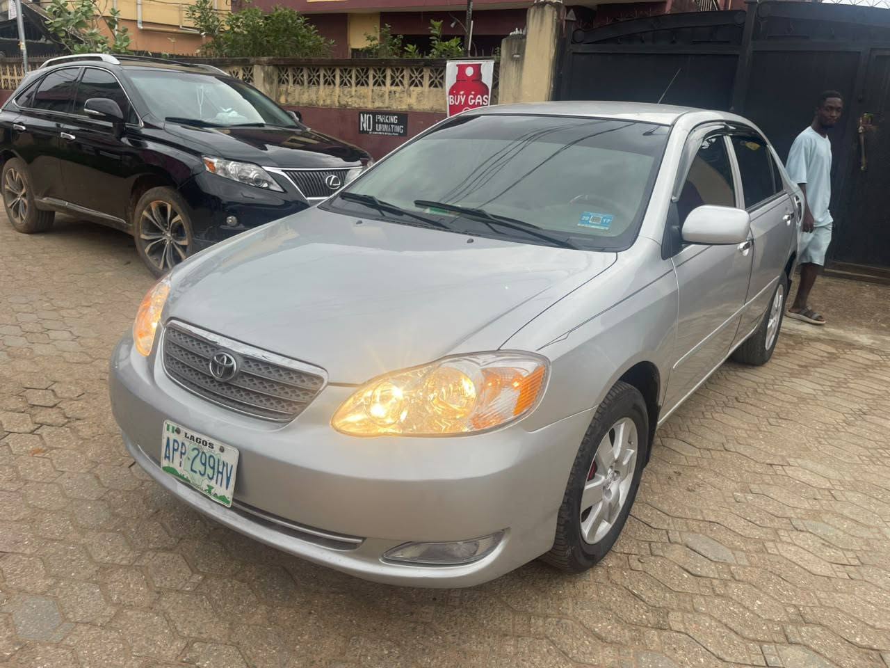 A picture of Toyota Corolla 08