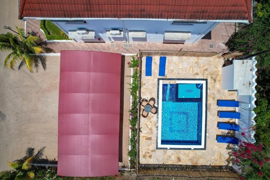 A picture of 63 beds 30 bath House