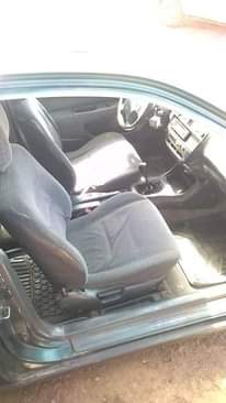 A picture of 2000 Honda civic 09031187079