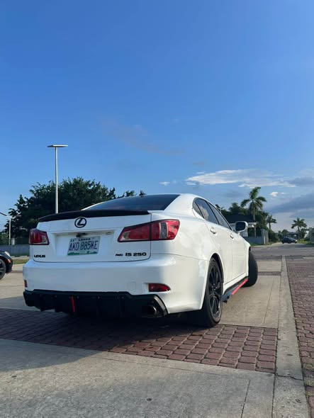 A picture of Belgium grade Lexus Is 350 2010 available sale