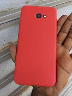 A picture of Samsung j4 plus