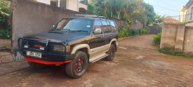 A picture of Big family car diesel engine 9 5m quick sale urgently