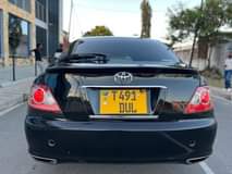 A picture of Toyota mark x