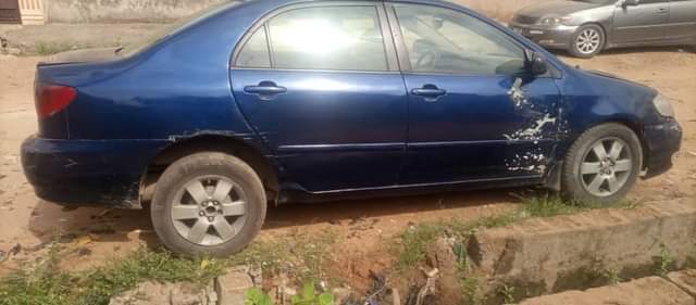 A picture of Hottest Awoof Awoof dealer market 2006 Toyota Corolla painted once
