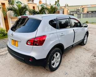 A picture of NISSAN DUALIS BEI MILLION 15 5