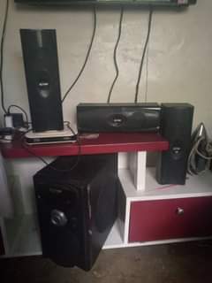 A picture of ALITOP Sub woofer