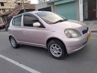 A picture of Toyota vitz piston4