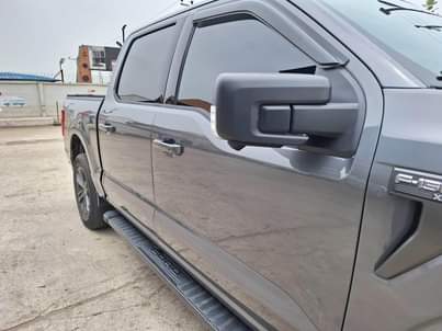 A picture of Ford F150 sport XLT EDITION