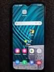 A picture of Samsung A10s kipengele n crake upande wa juu hazina madhara