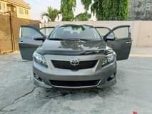 A picture of Toyota Corolla sport 09