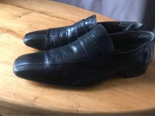 A picture of Men shoes
