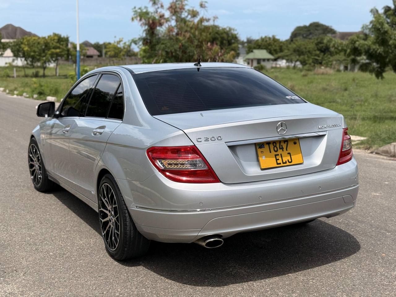 A picture of MERCEDES BENZ C200 ELJ 0783649769