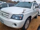 A picture of TOYOTA KLUGER UBH IN EXCELLENT CONDITION PRICE 33.5M OR WTSUP