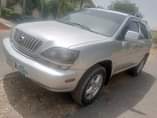A picture of 2002 LEXUS RX300