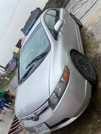 A picture of Honda civic 2007 in Toks condition at Ajah Lagos 07056058748