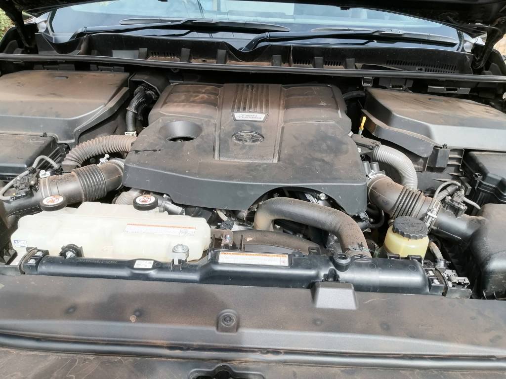 A picture of landcruiser