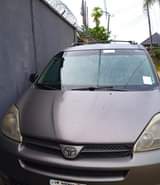A picture of First body 2005 TOYOTA SIENNA EVERYTHING SOFT SELLING AT 2