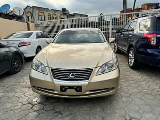 A picture of Es Lexus