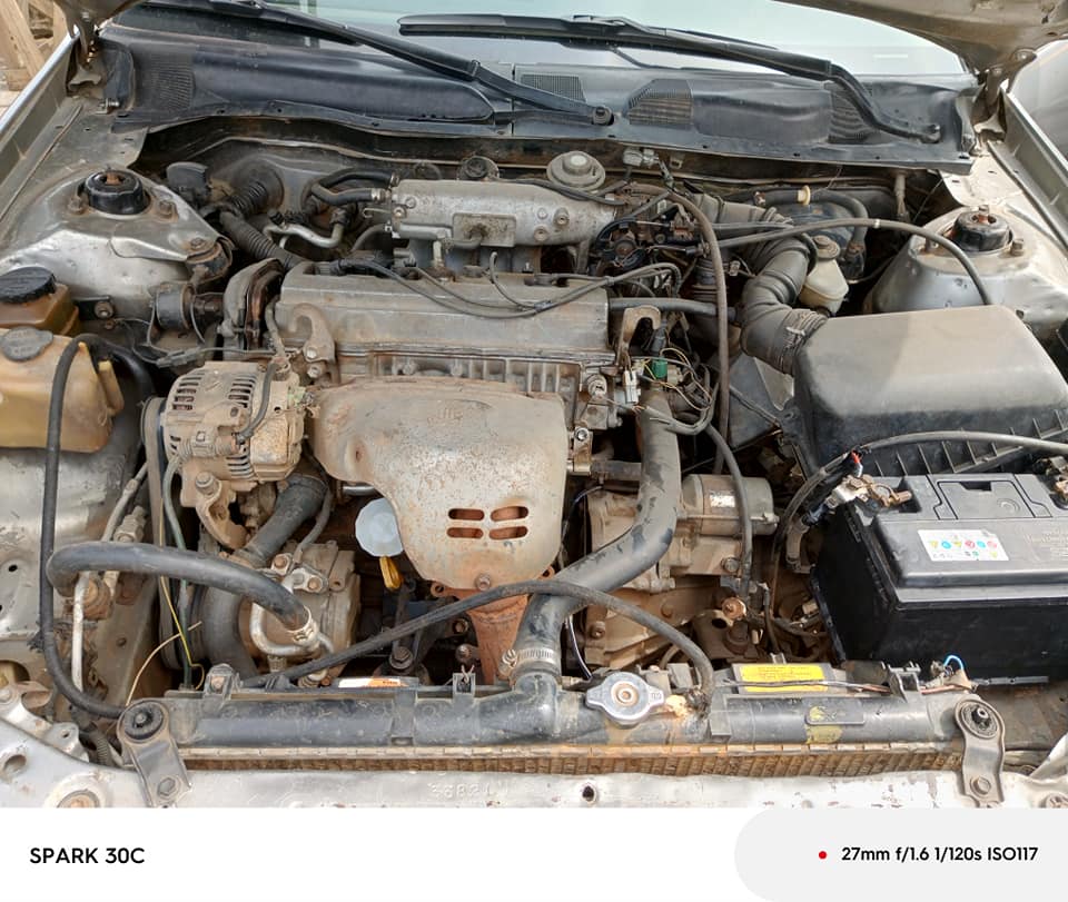 A picture of Toyota Camry drop light