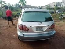 A picture of 2001 Lexus Rx 300
