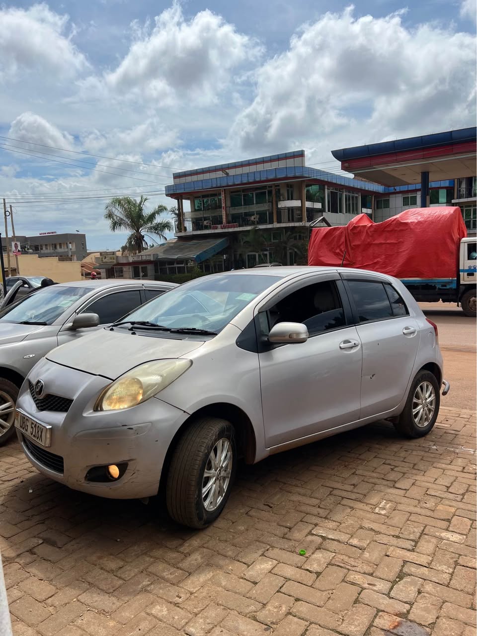 A picture of TOYOTA VITZ CALL 0701057114