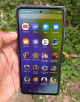 A picture of Samsung A52 128gb Price 335 000 TU