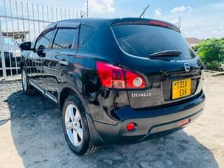 A picture of 2011 NISSAN DUALIS 0714058883 NISSAN