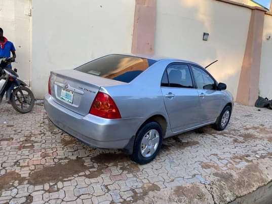 A picture of Toyota Corolla banker 04 manual