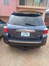 A picture of Few months used Toyota Highlander limited 2013 available for sale.