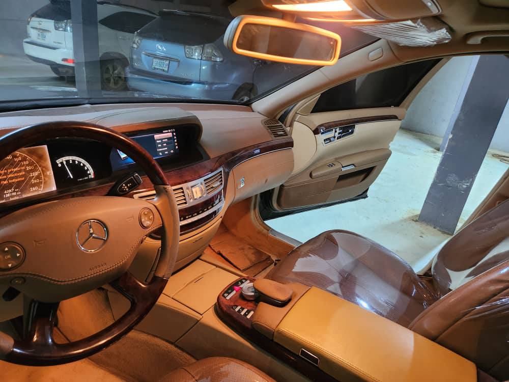 A picture of 2008 S5502025 MAYBACH
