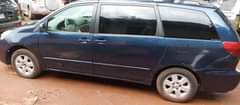 A picture of Toyota Sienna