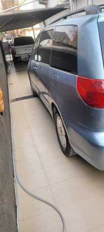 A picture of Registered first body 08 Toyota Sienna LE