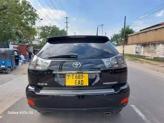 A picture of  Toyota Harrier Year 2005 Cc 2360 Low mileage Colour